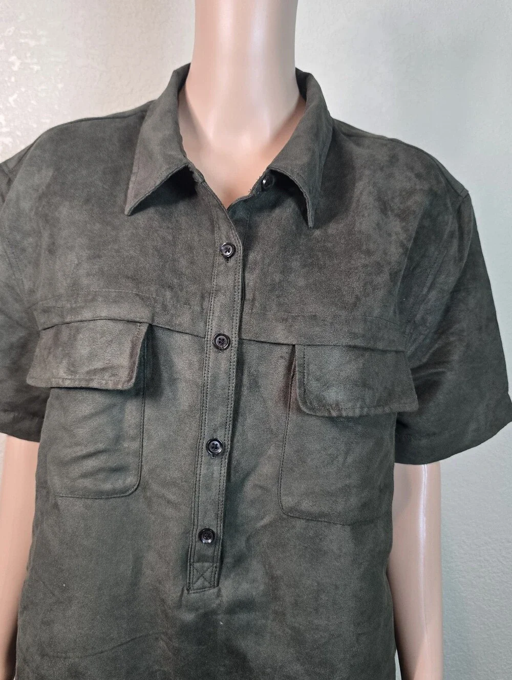 Banana Republic Suede Green Olive  Dress Size Xl Front Pockets Short Sleeve Butt